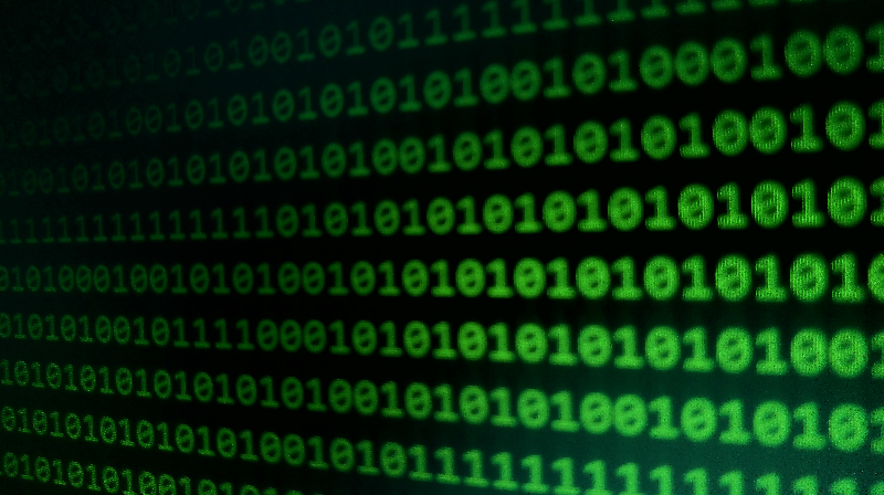 Una código binario verde; el lenguaje que utilizan los ordenadores