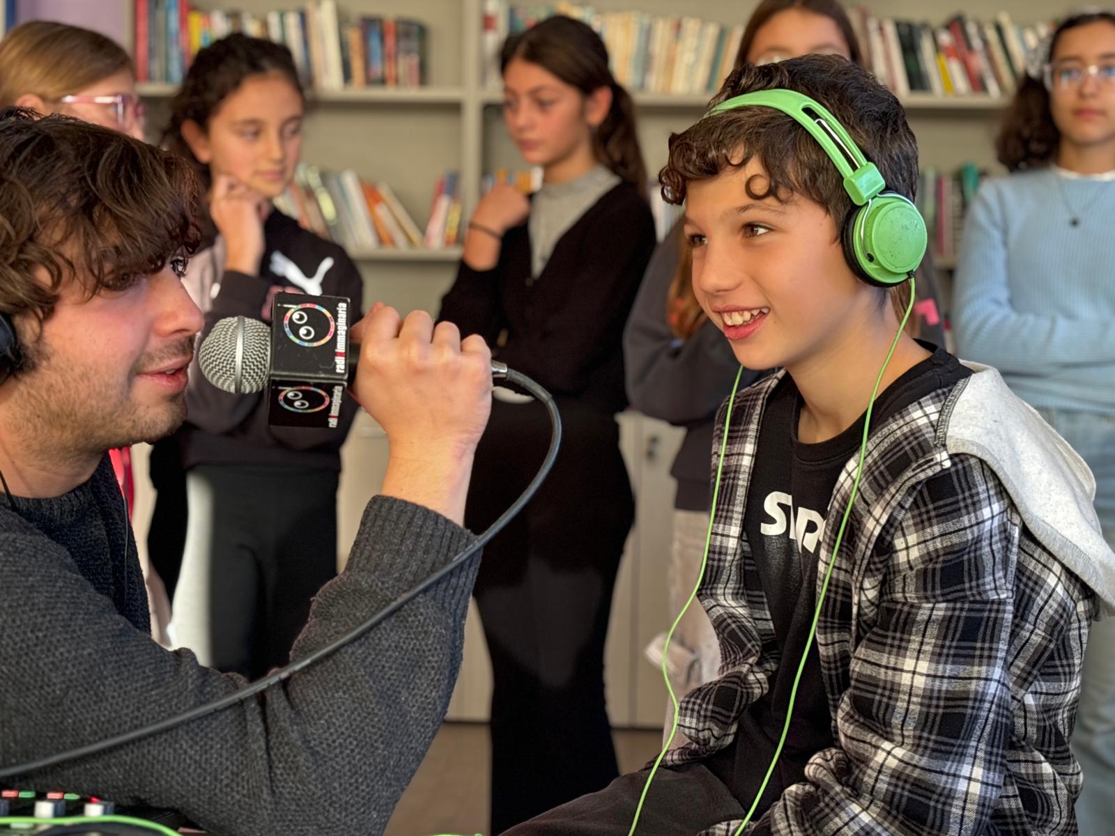 Incontro tra Radioimmaginaria e la redazione de "Il Giornale del Comprensivo 8"